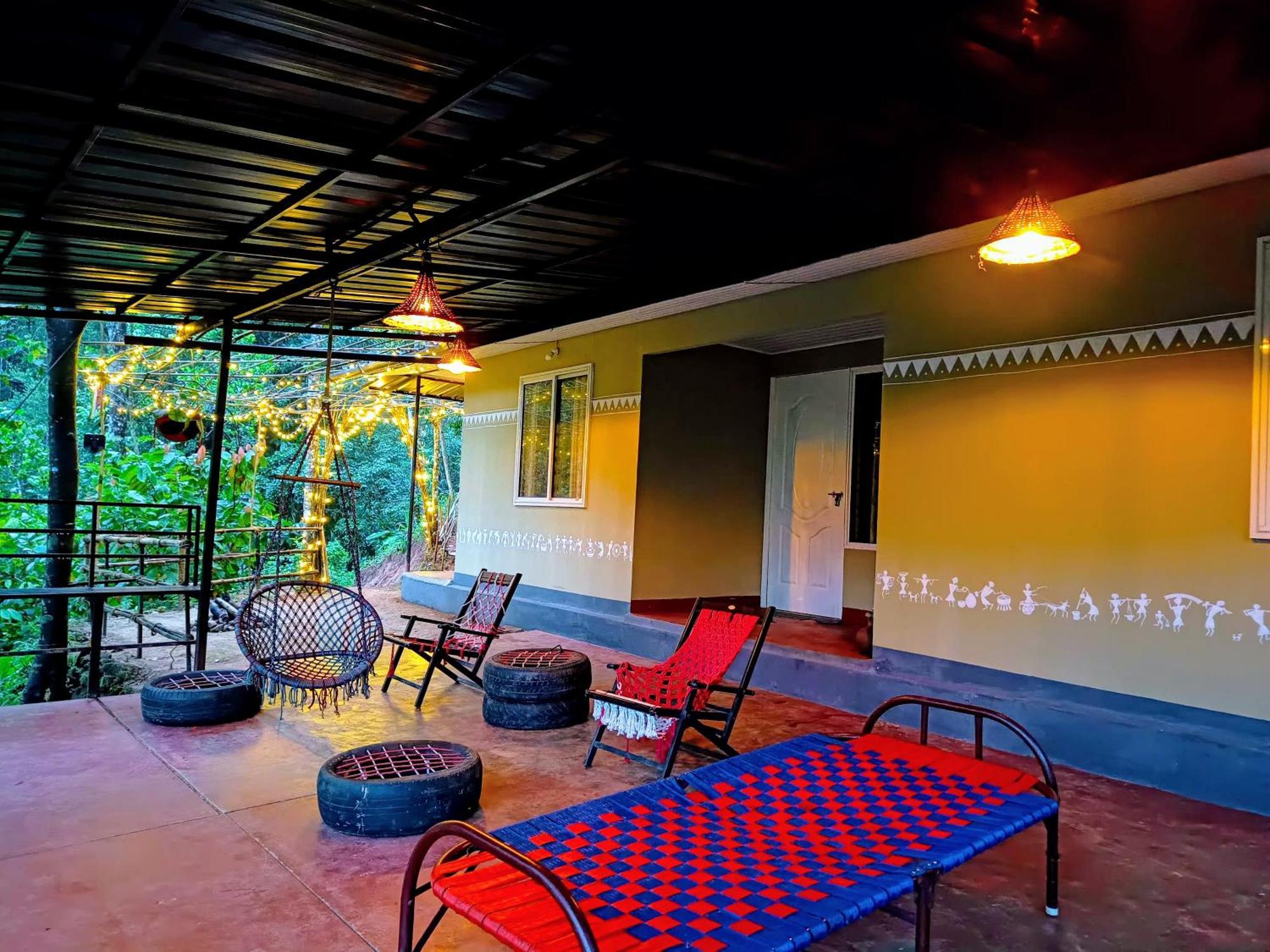 Triloka By The Offbeat Crew Homestay Munnar